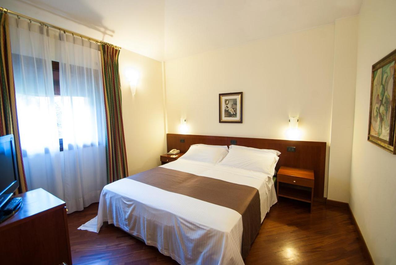 Alla Rocca Hotel Conference & Restaurant Bazzano Εξωτερικό φωτογραφία