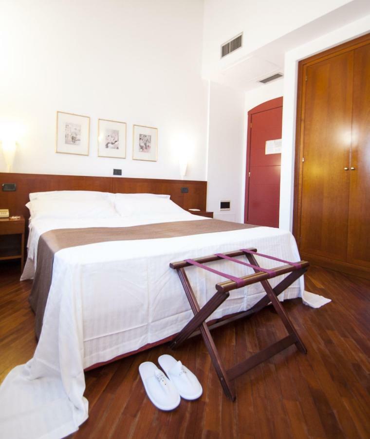 Alla Rocca Hotel Conference & Restaurant Bazzano Εξωτερικό φωτογραφία