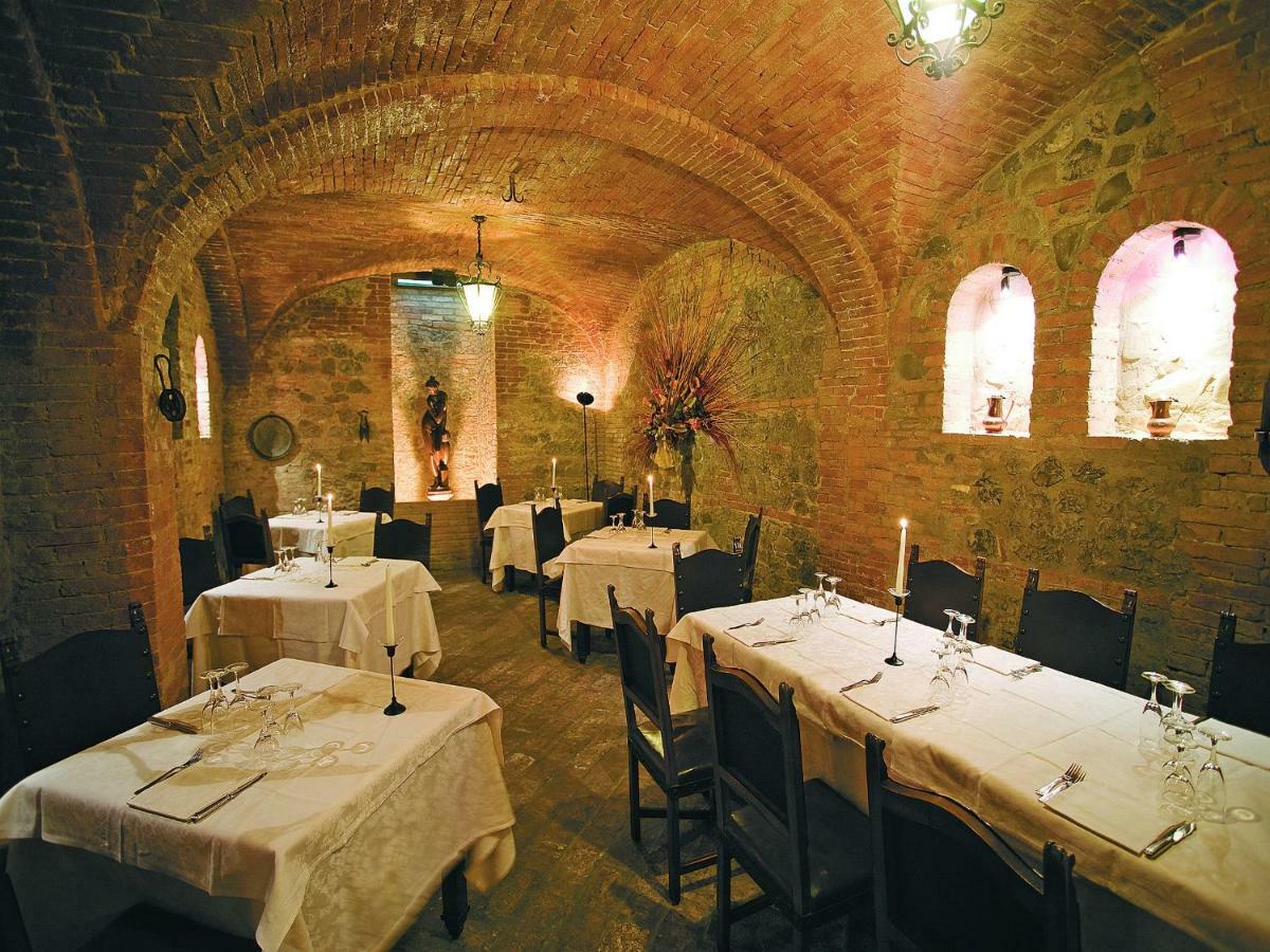 Alla Rocca Hotel Conference & Restaurant Bazzano Εξωτερικό φωτογραφία